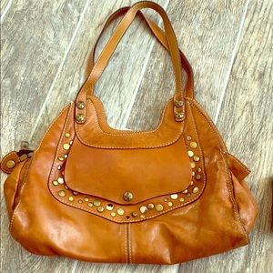 Patricia Nash hobo style shoulder bag.